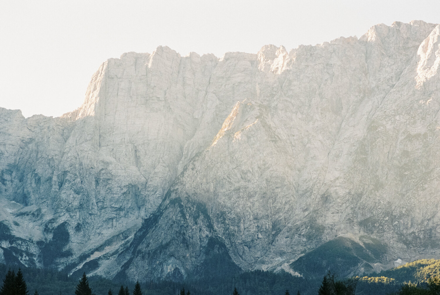 Mangart_Fusine_destination wedding_photographer_fineart-38.jpg