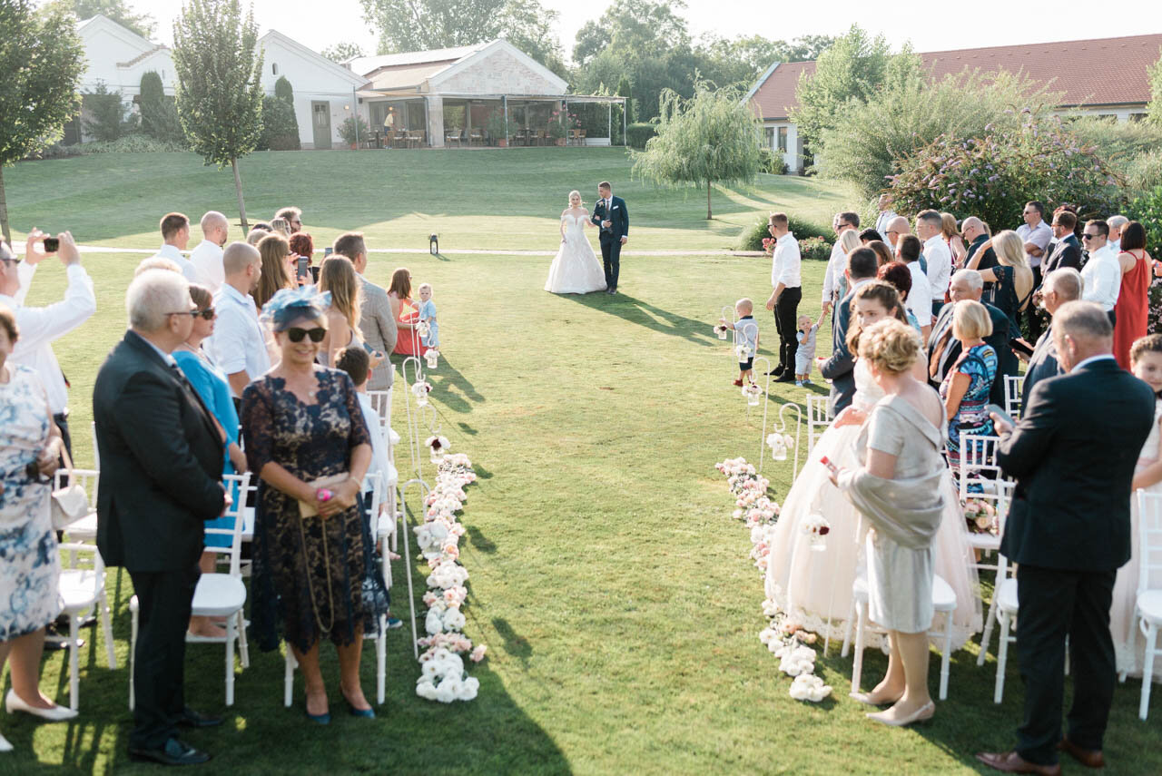 Eskuvo_Paskom Cottage_Beloved weddings_White wedding-50.jpg