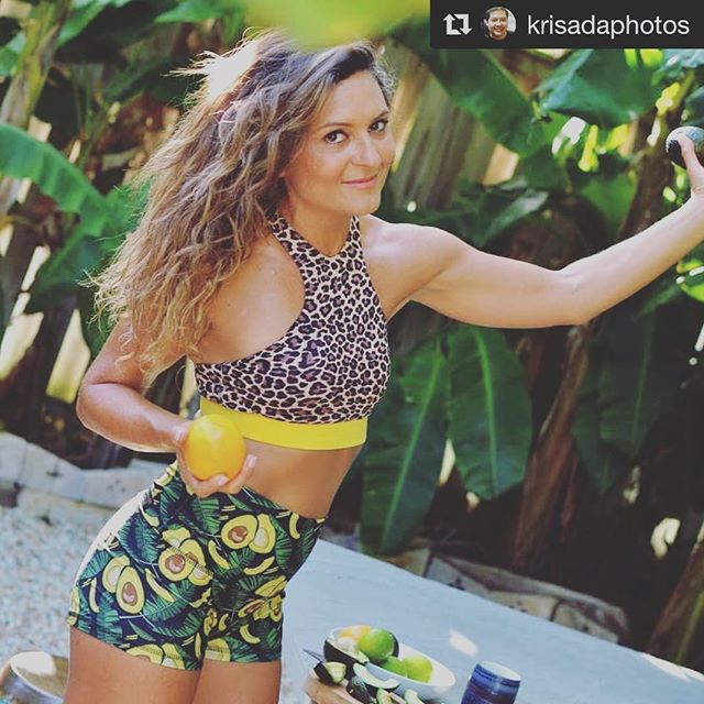 Play with your food! Had fun doing a photo shoot wearing this awesome local swimwear / / activewear company @savageswim who hand crafts their custom pieces with eco friendly recycled fabrics. Slow food + slow fashion = aligned lifestyle for this natu