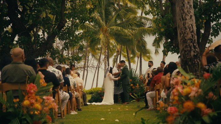 Joyce + Ryan, in the in-between moments. @jojubum @_snoopryan 
.
.
.
Planning @allthedeets_ 
Photography @handandheartphoto 
Catering @taniokas 
Bar @chars.bar
DJ @thejustinescoto 
Photo Lounge @redefinedweddings 
Florals @meidayhawaii 
Rentals @aloh