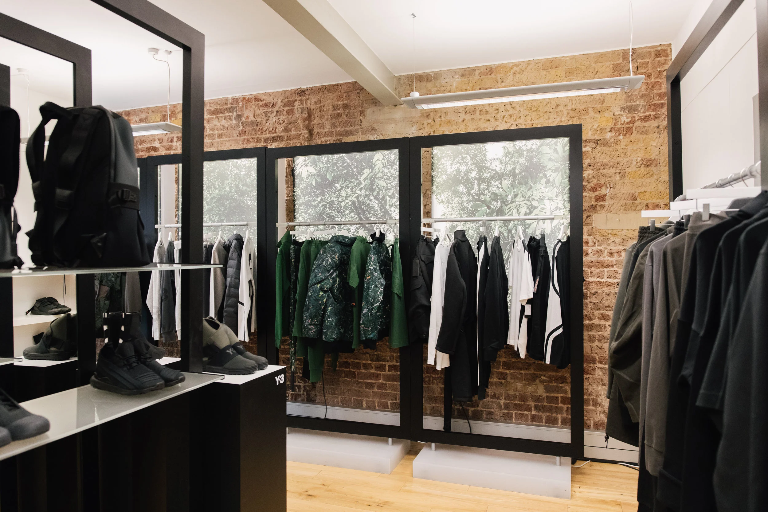 Adidas AW17-5.jpg