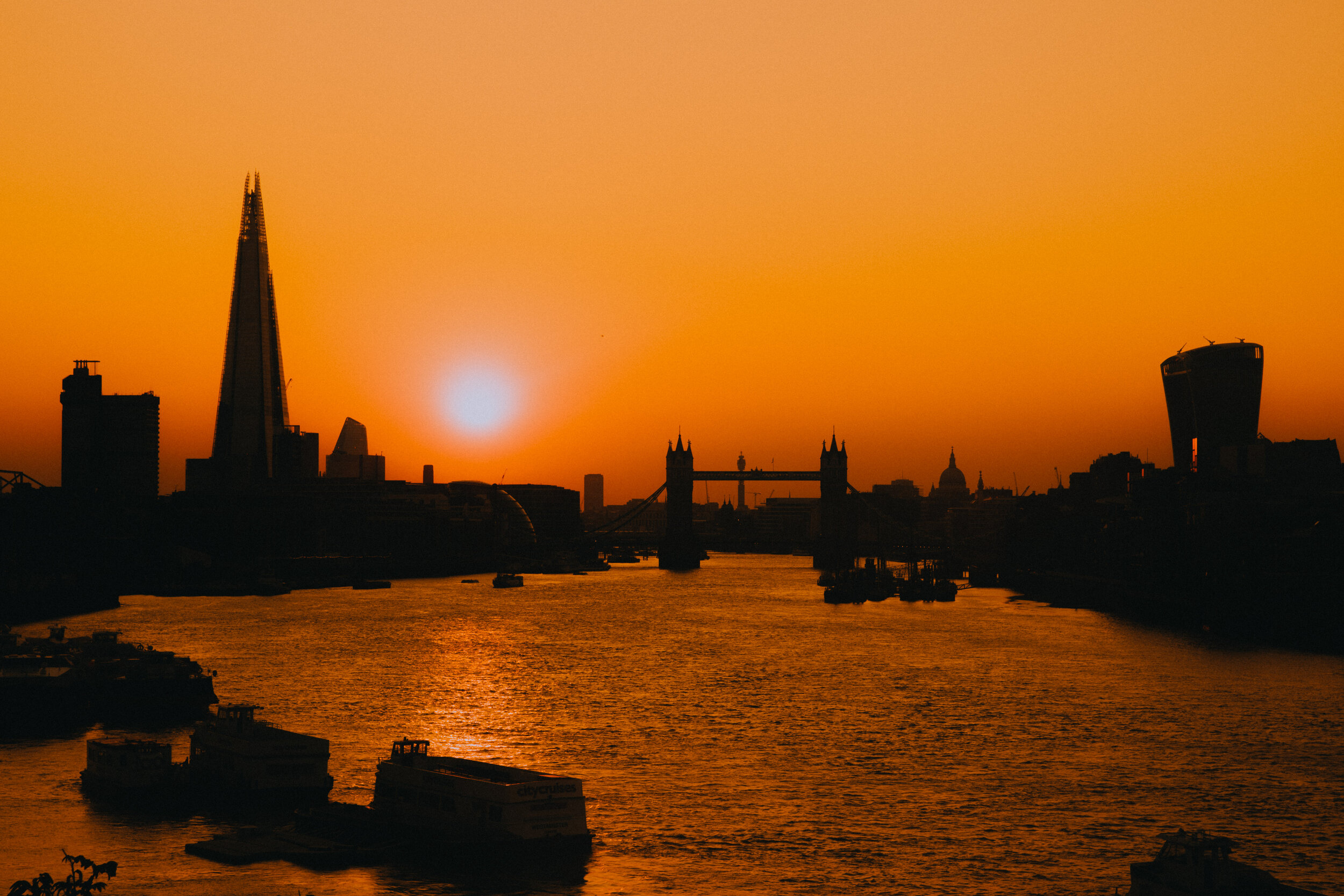 London Calfreezy Tower Bridge Exports-5.jpg