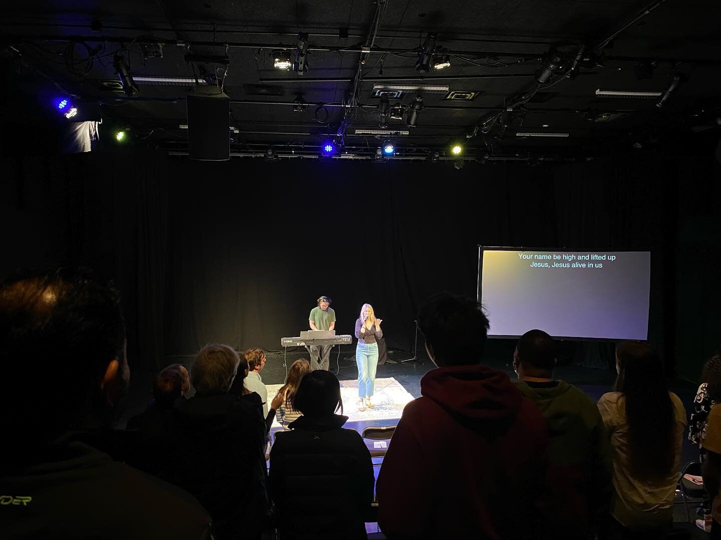 Last Sunday was amazing! We&rsquo;re looking forward to coming together again this Sunday, to keep growing our faith, and being able to connect with you! Join us tomorrow @ 11 am at Nimbus Arts Center
 

🧡

#church #churchphotography #sundayservice 