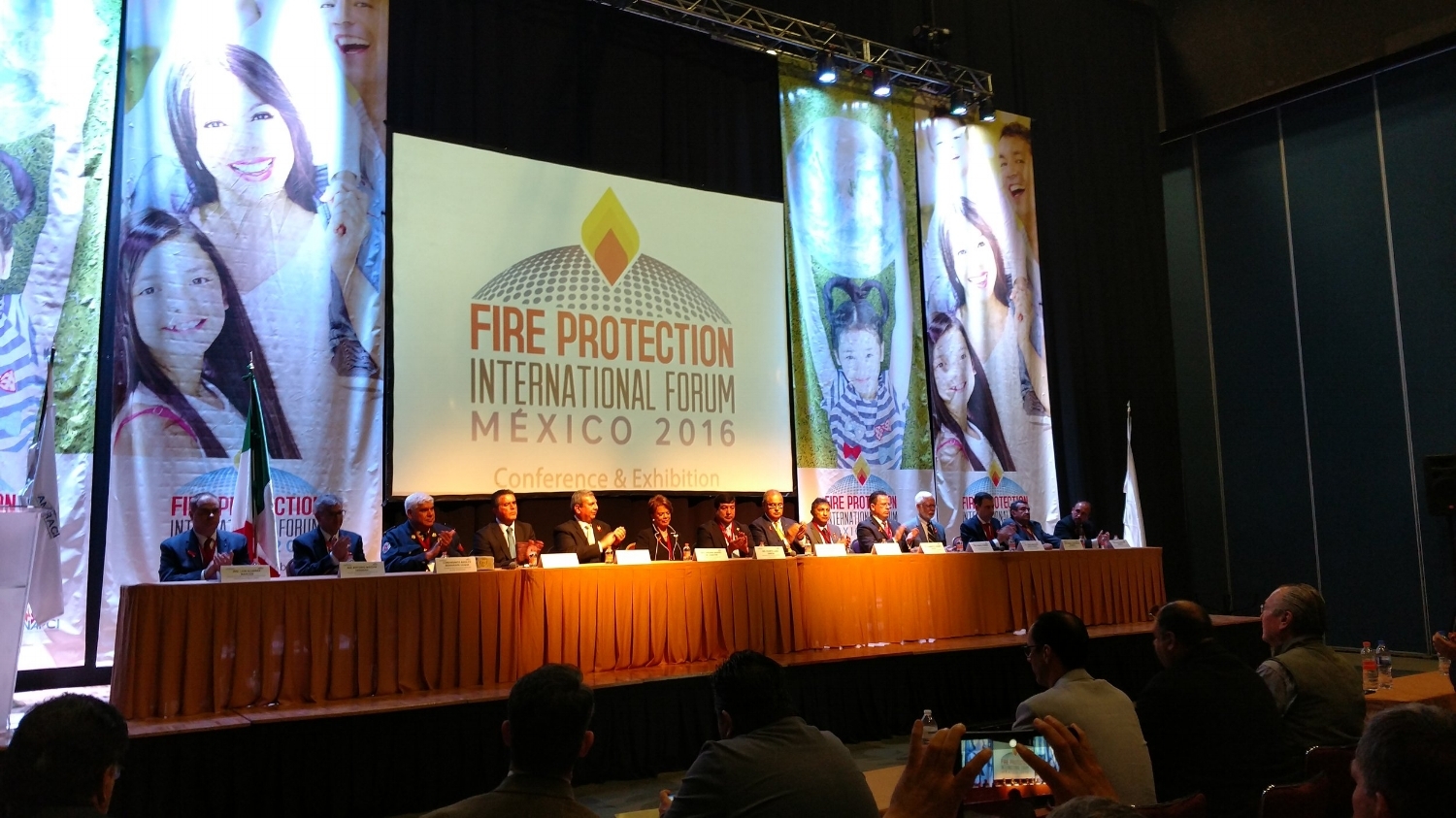 Dais at opening of International Fire protection forum in mexico city