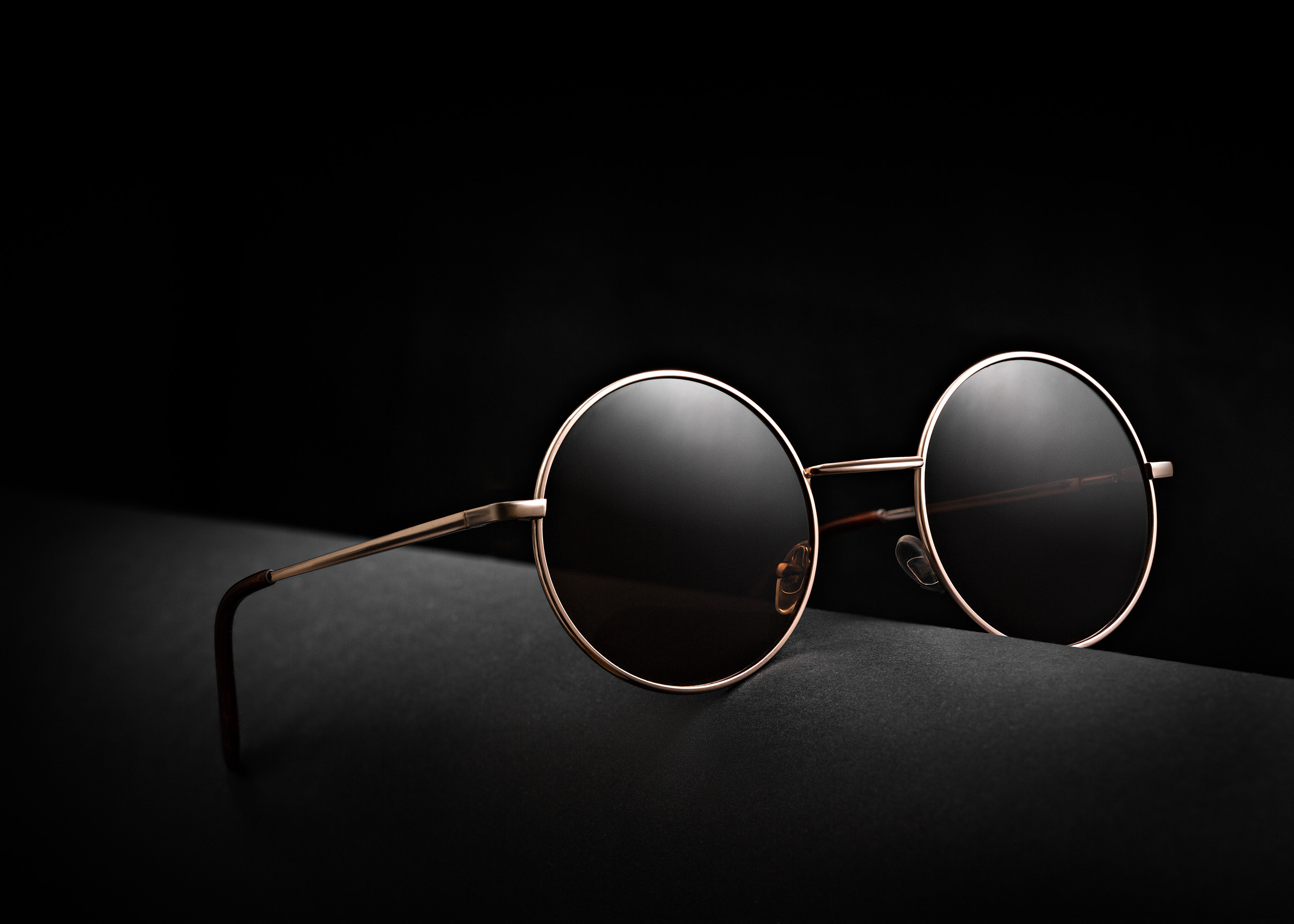 Round Frame Sunglasses | Commercial Product Shot 
