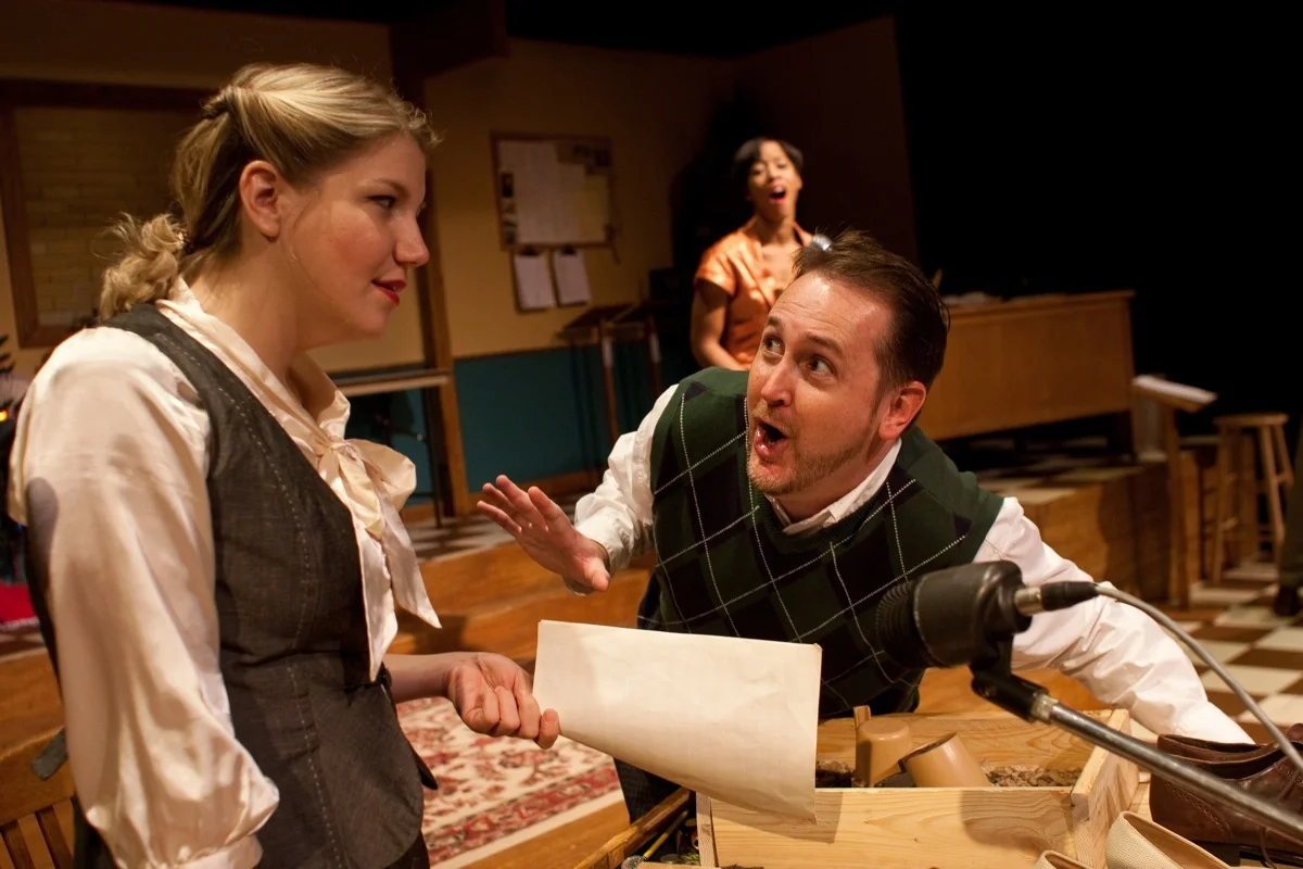 Jenny Guy, J. Steven McGaugh, and Angela K. Thomas in Twas the Night (2009).