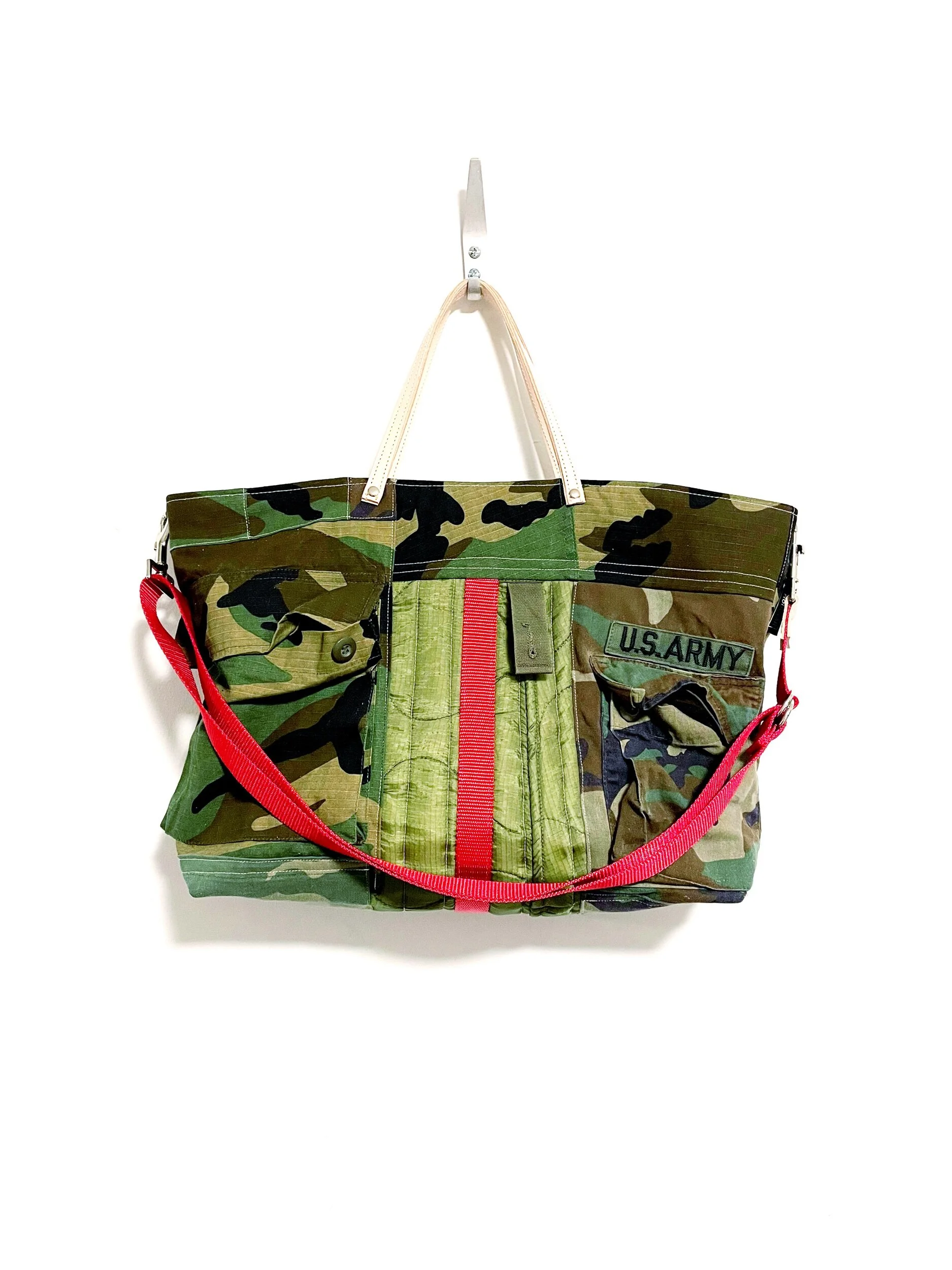 4DE297A9-A5B6-4CA3-9485-187A2896CBDD