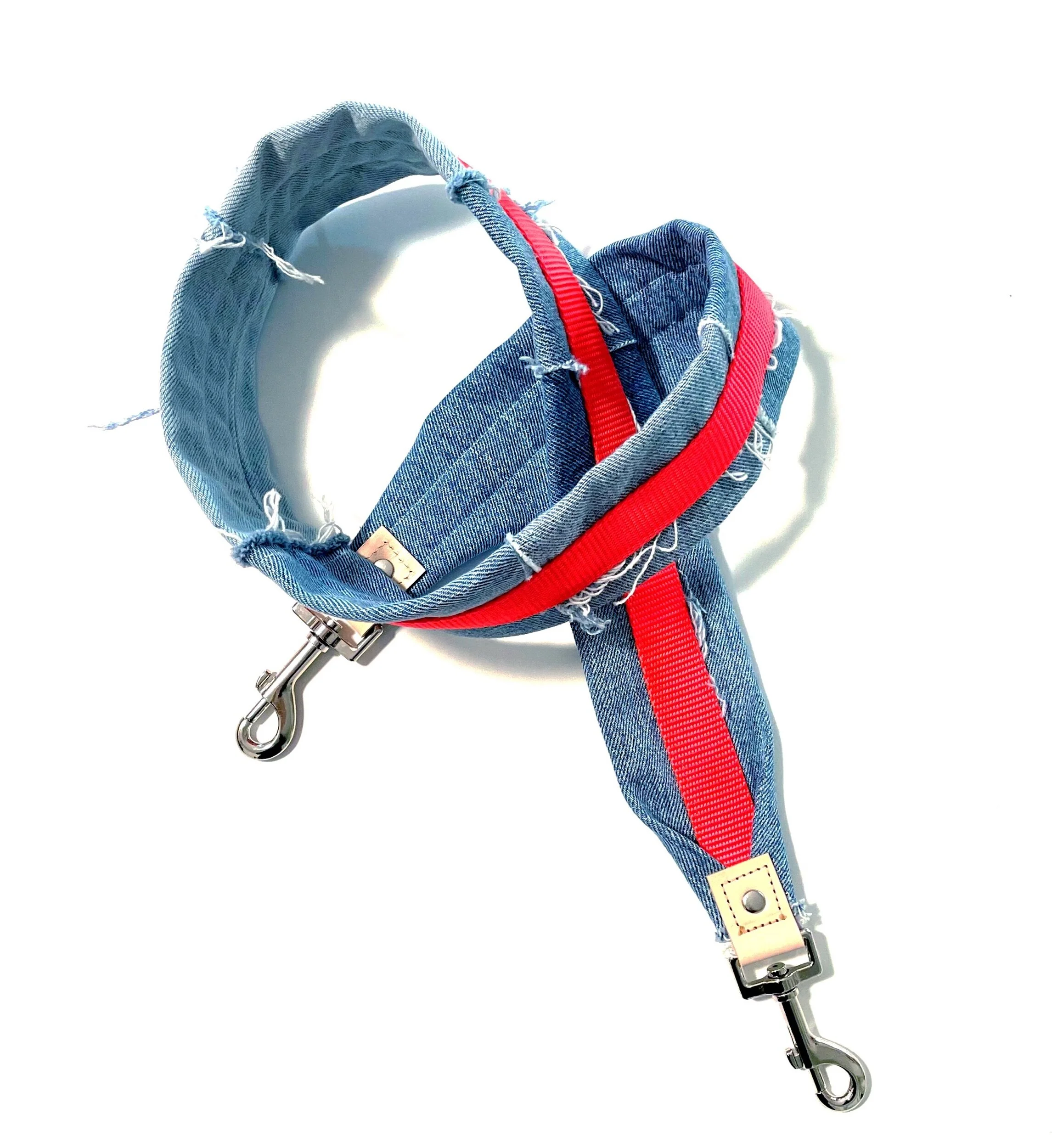 EDC971F2-B968-4CD5-B379-5C3CCAD41273