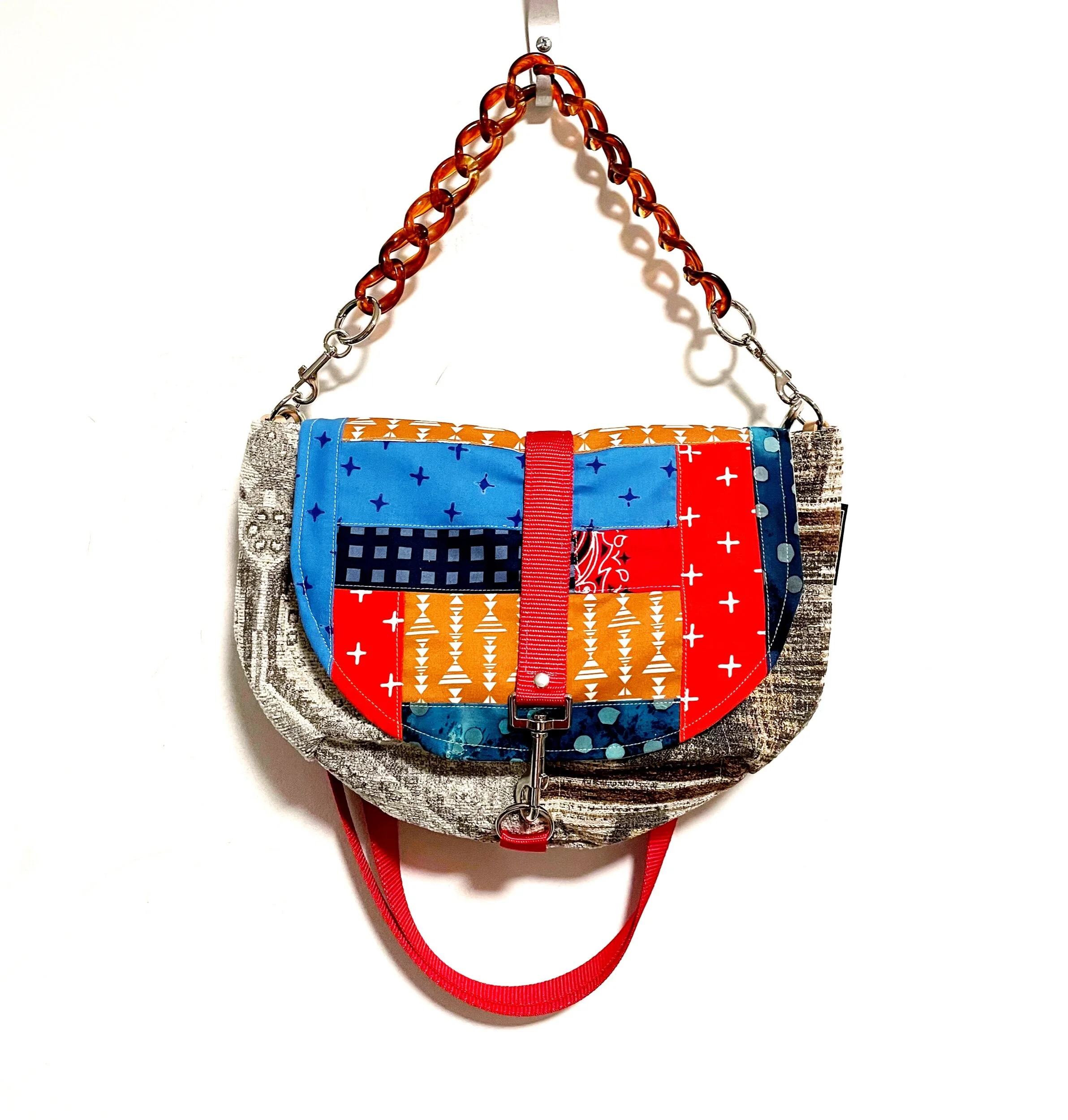 66C260C1-CC3E-4E95-B7C3-F0259D718BA3