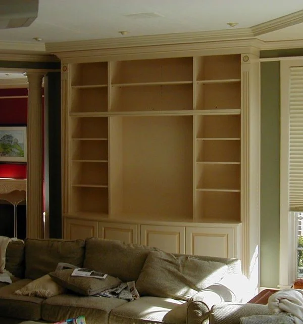 Shelves with Radius Base.JPG