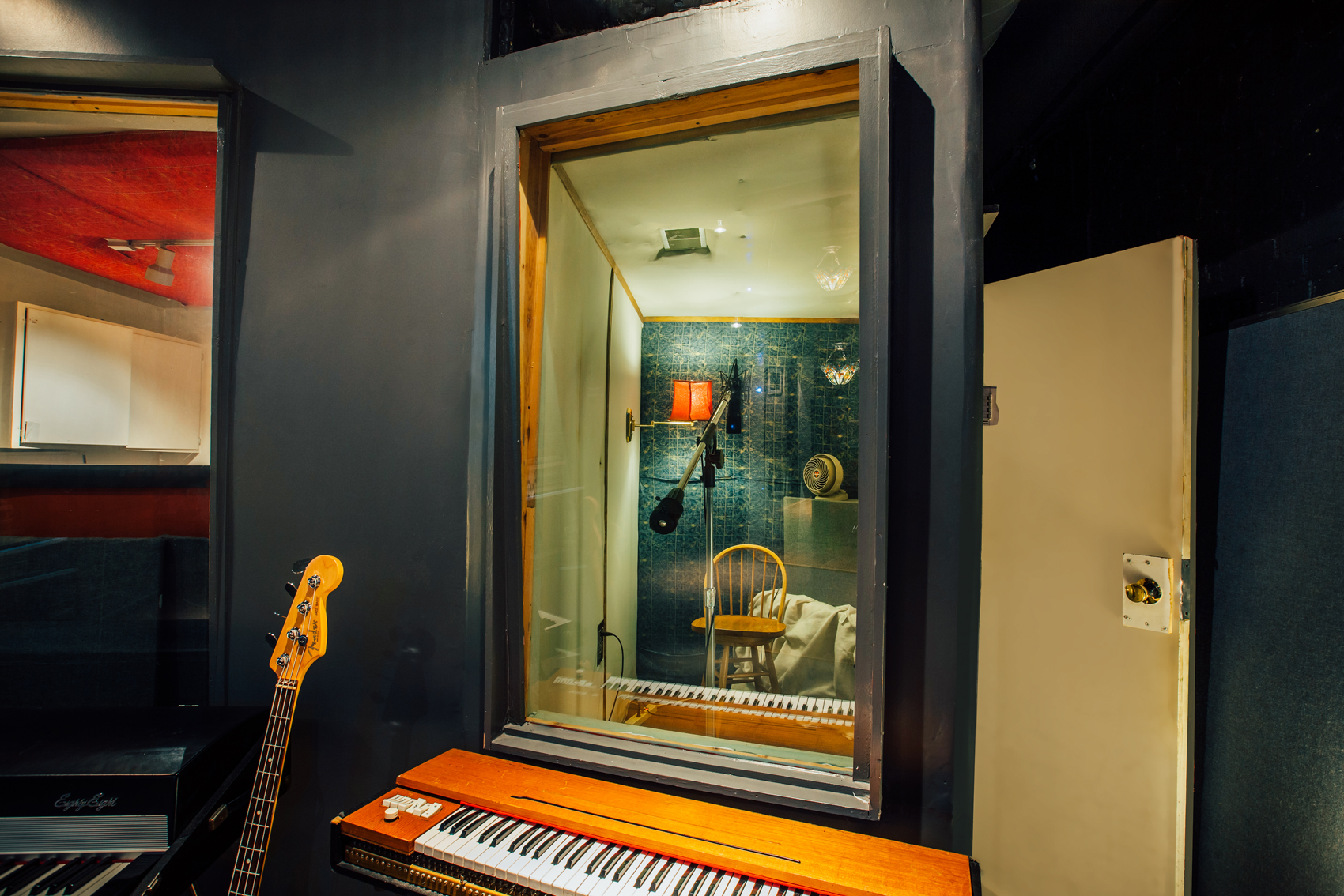 Gravity Studios Small Iso Booth Studio A.jpg