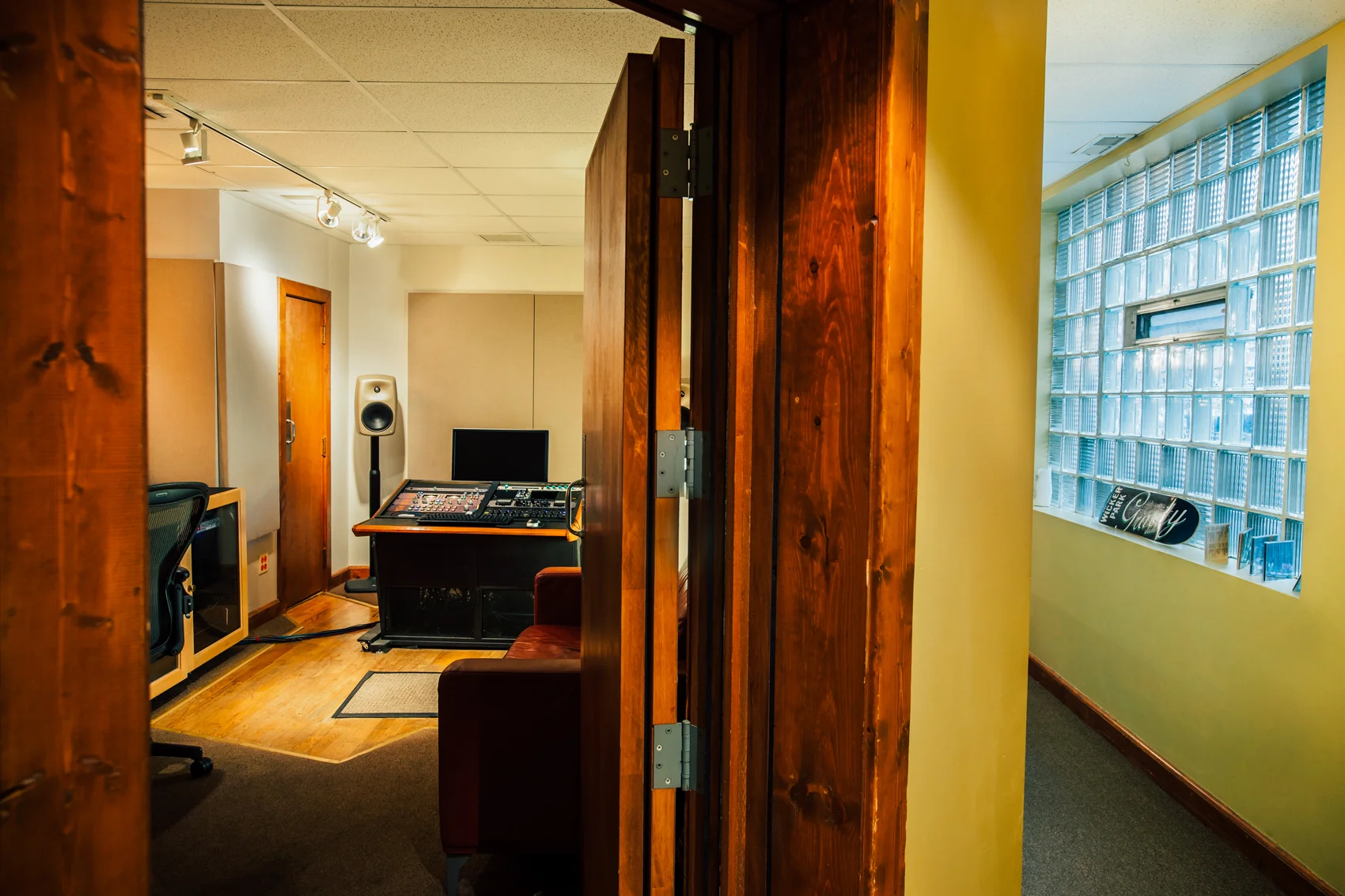 Gravity Studios Studio B Entrance 2.jpg