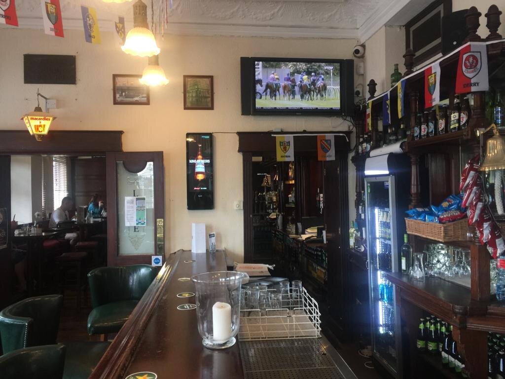 Hanlons Corner - Graingers