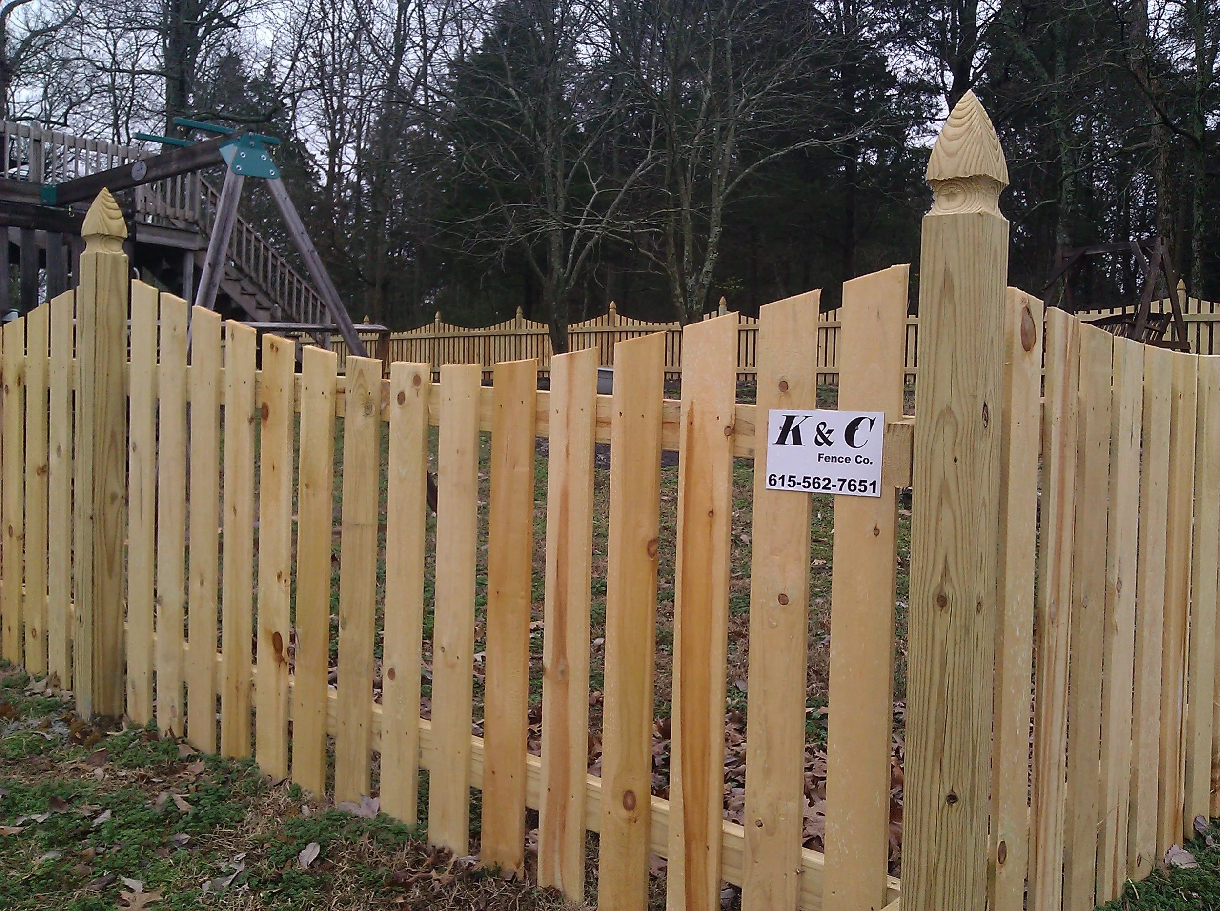 Concave Picket Fence In Nashville TN