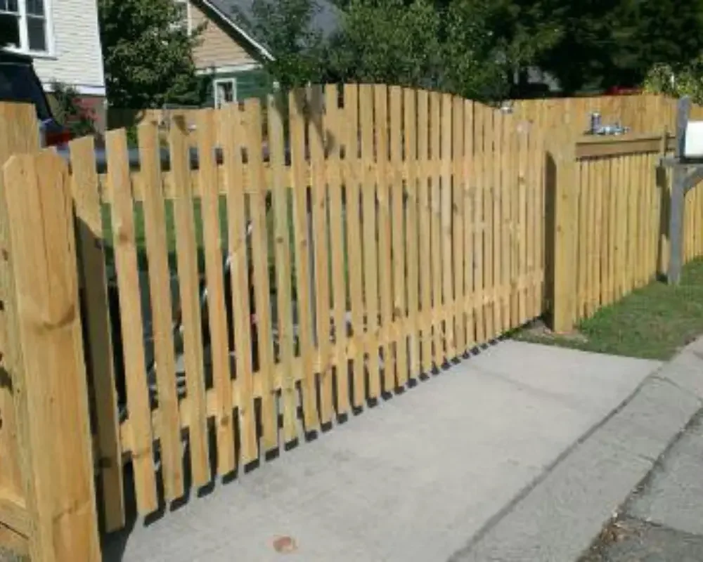 Wood Picket Driveway Gate Nashville