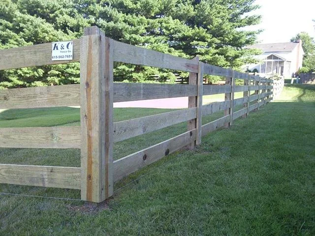 Wood split rail fence installed by K&C Fence creating a classic boundary and open landscape look for a residential property in Nashville, Tennessee.