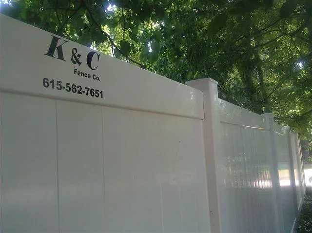 White vinyl PVC fence installed by K&C Fence delivering low-maintenance privacy and a clean finish for a residential property in Nashville, Tennessee.