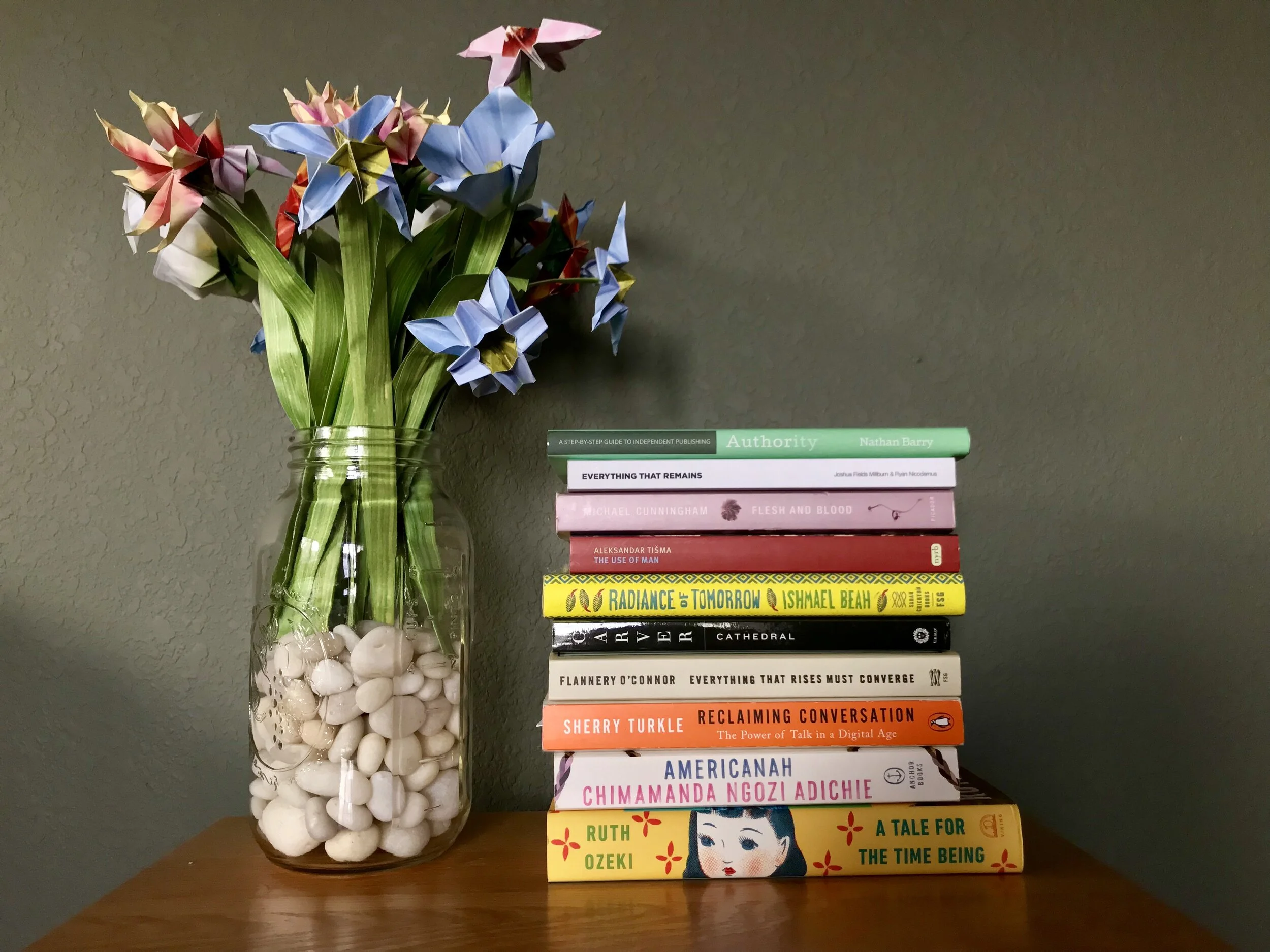 8 Great Reasons Why We Should Read Books