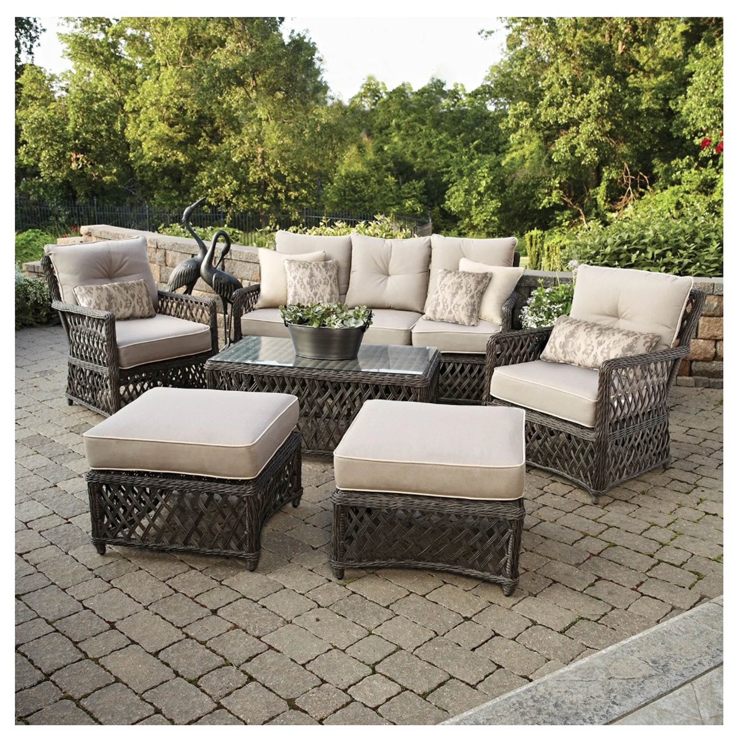 Dana Renninger, Photo Stylist, Chicago, Outdoor Furniture, Landscape, Patio