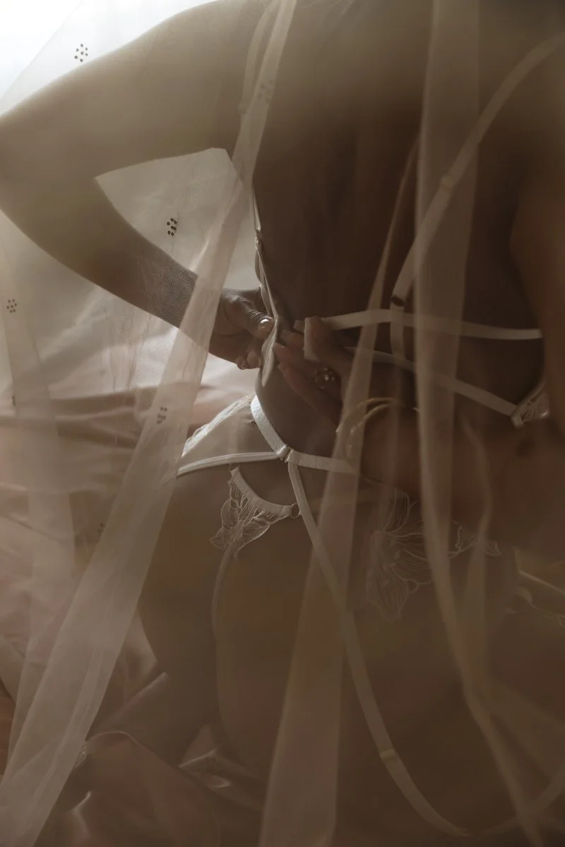 Boudoir-Edmonton-shower tropical-4.jpg