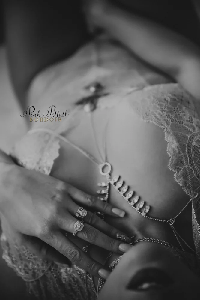 Boudoir Photography Edmonton PBP-13.jpg