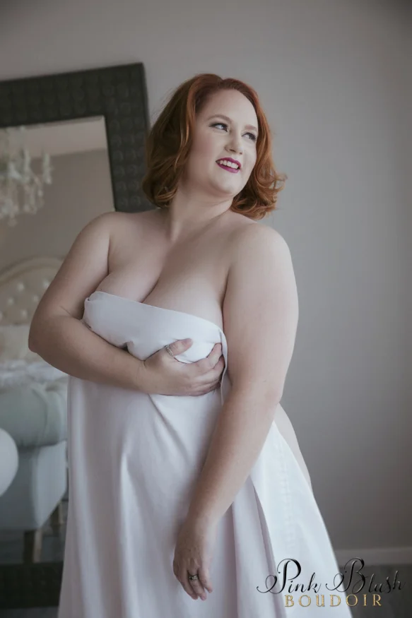Curvy Women &amp; Boudoir } Miss C