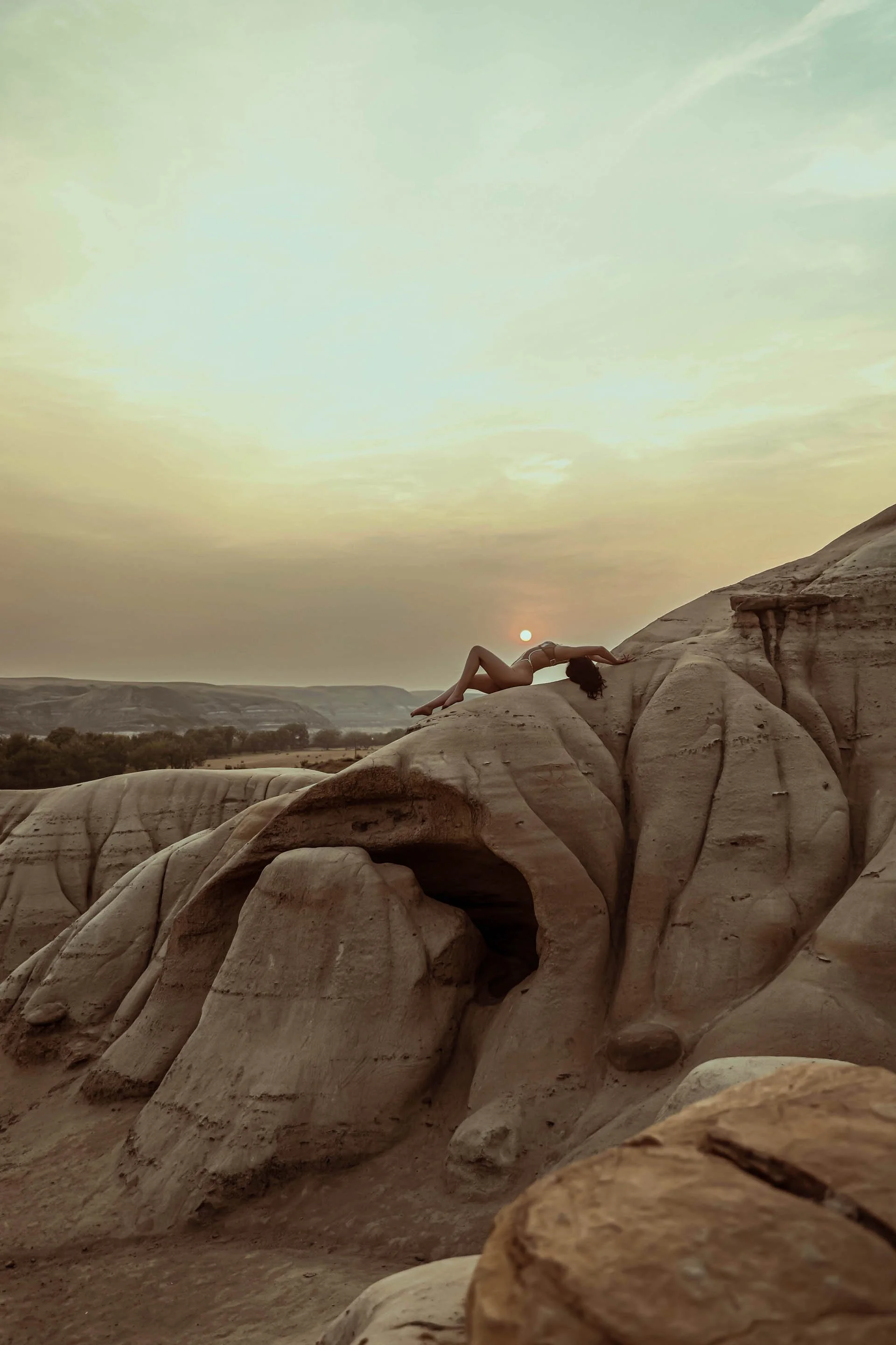 Drumheller-badlands-alberta-photography-boudoir-8.jpg