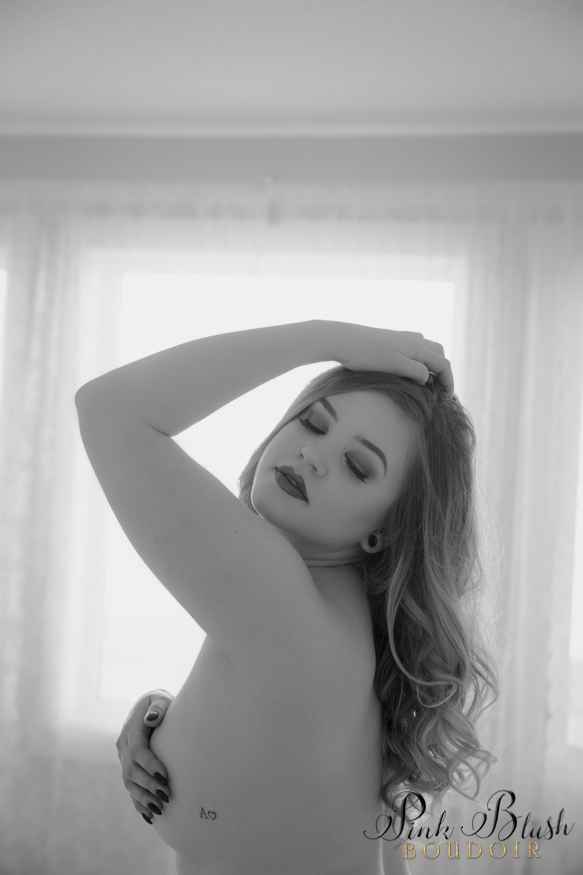 Curvy Boudoir Photos Edmonton
