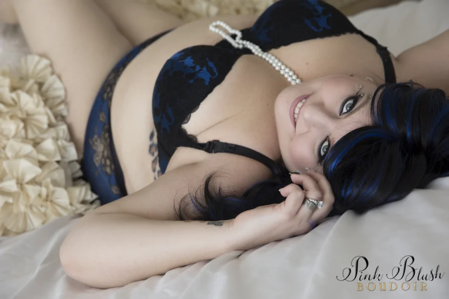 Plus Size Boudoir Photos Edmonton