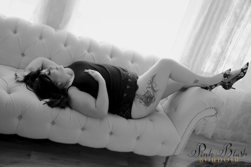 Curvy Boudoir Photos Edmonton } Miss C