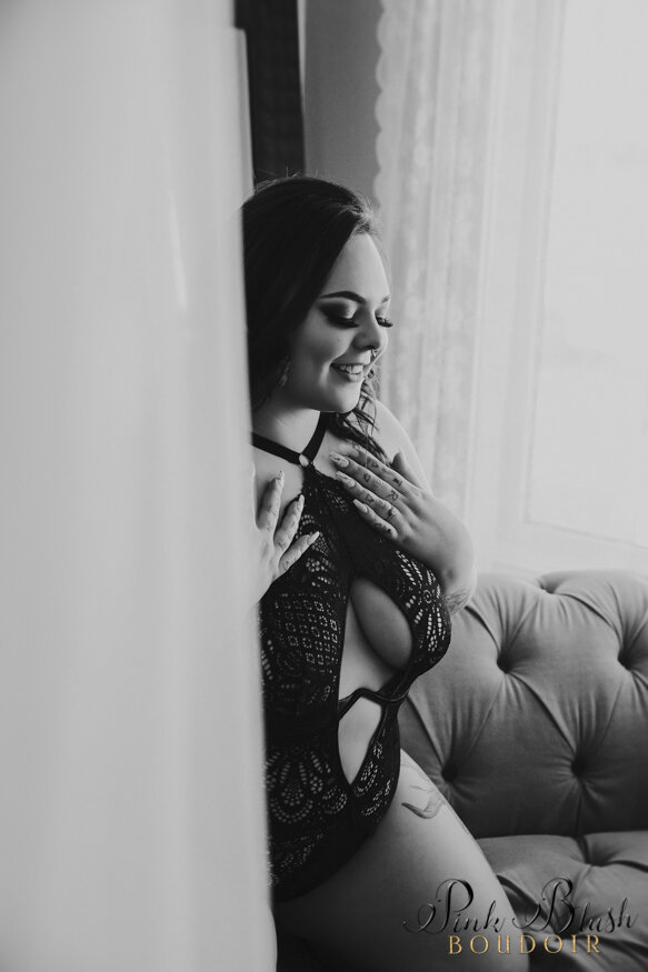 Curvy Boudoir Photography Edmonton