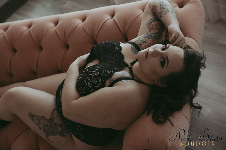 Curvy Boudoir Photography Edmonton