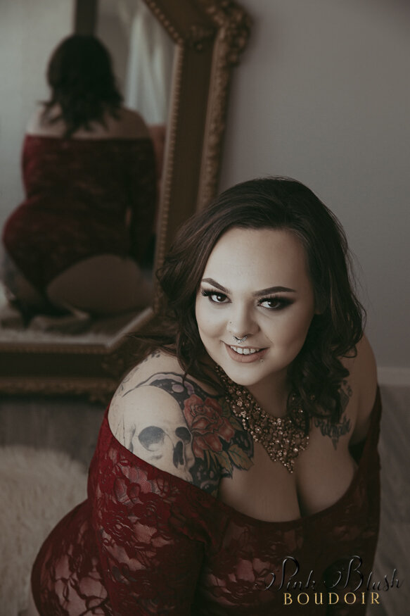 Curvy Boudoir Photography Edmonton