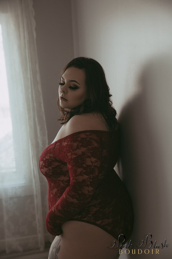 Curvy Boudoir Photography Edmonton