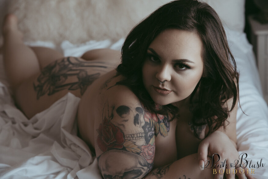 Curvy Boudoir Photography Edmonton