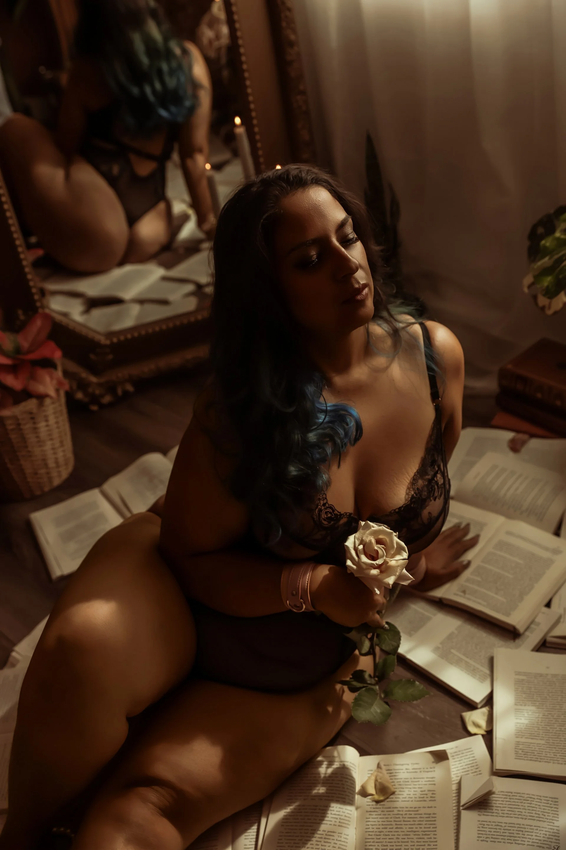 Book Boudoir photos edmonton -21.jpg