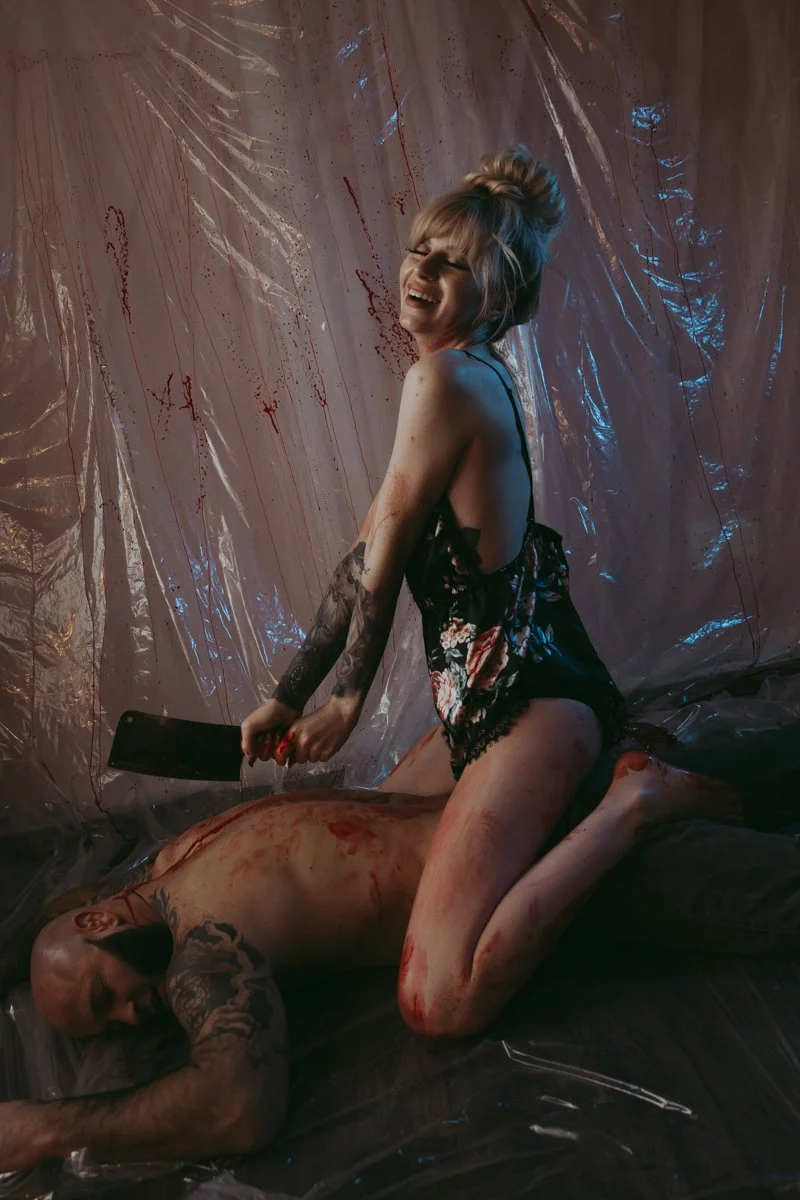 Spooky-Boudoir-murderest-housewife-edmonton-photography-studio-5.jpg