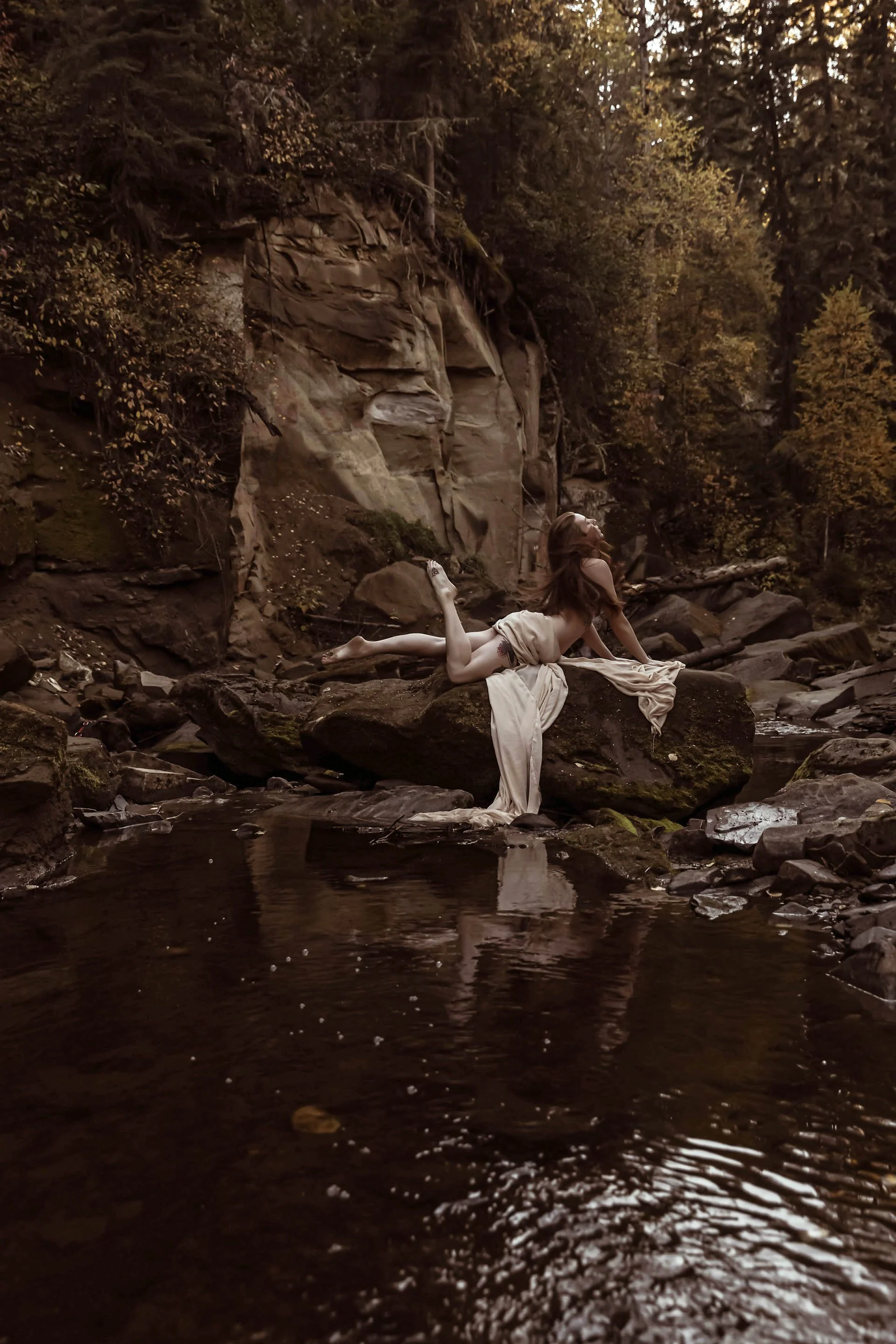 Alberta Boudoir adventures-canyon-waterfall-moss-48.jpg