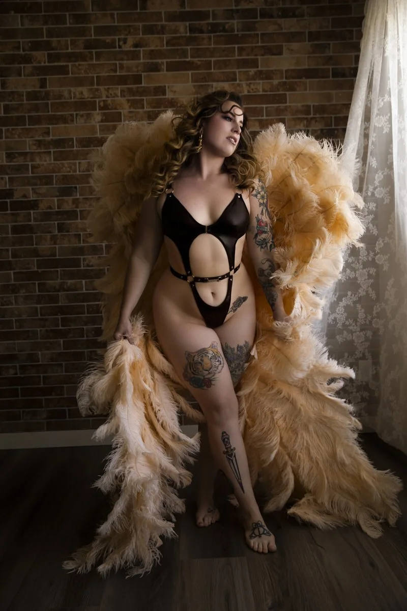 tasteful-classy-highend-boudoir-edmonton-7.jpg
