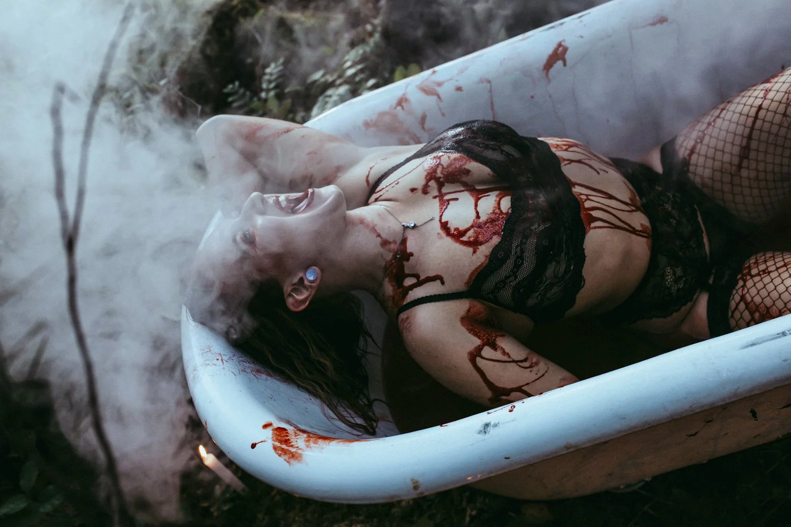 Vampire-Boudoir-Edmonton-Halloween -14.jpg