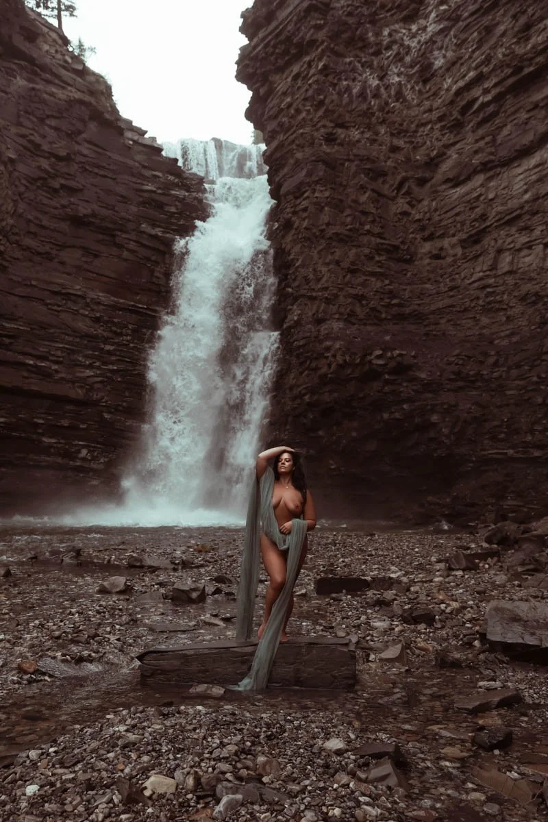 edmonton waterfall full moon self love photography -141.jpg