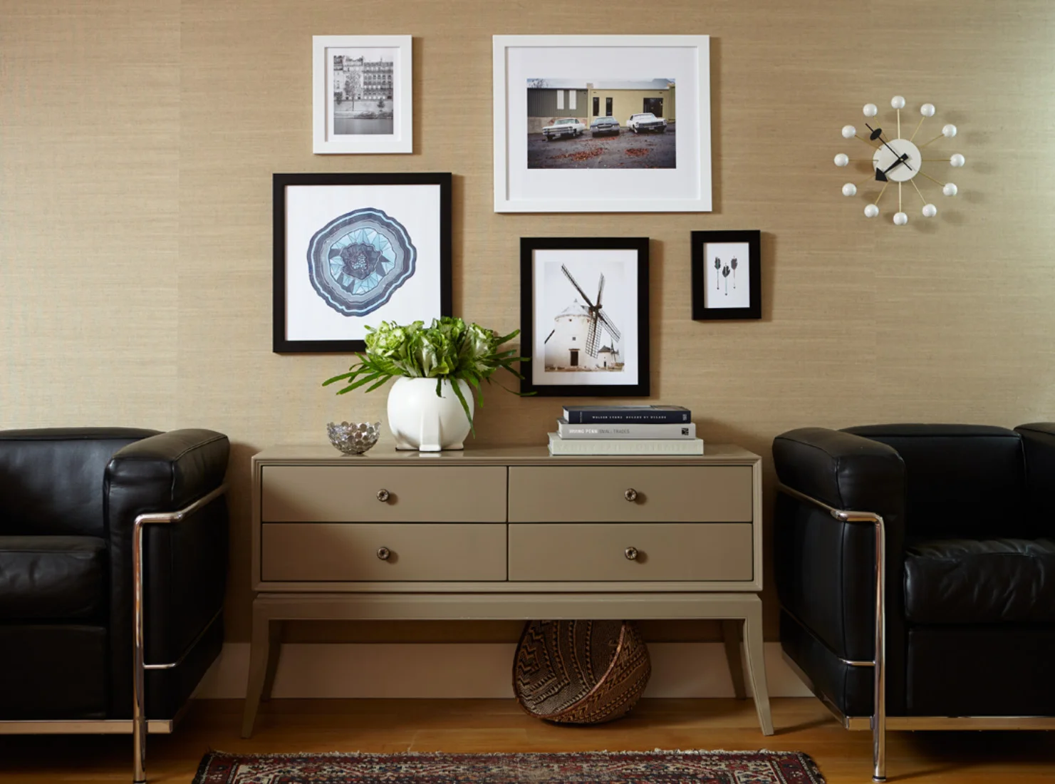 140423_WallArt_Room2_v2.jpg
