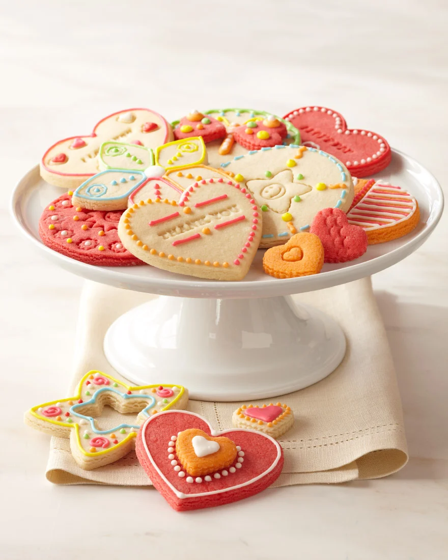 120419_PKG_DecoratedCookies-1.jpg