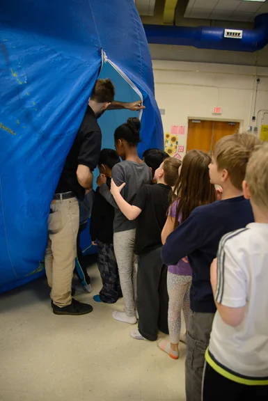 Earth Balloon_-3.jpg