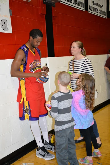 Harlem Wizards_-127.jpg