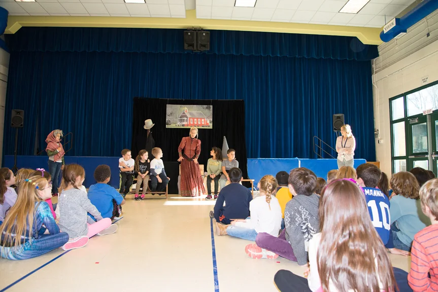 Kit_s Interactive Theater_-18.jpg