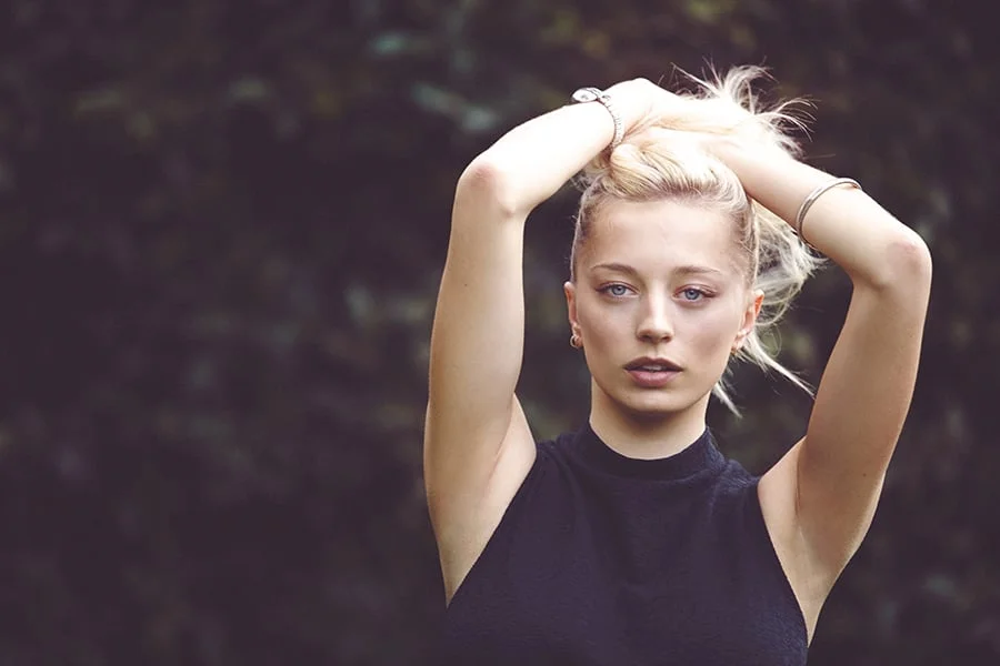 caroline-vreeland-singer-songwriter-fashion-editorial-josh-reed-outside.jpg