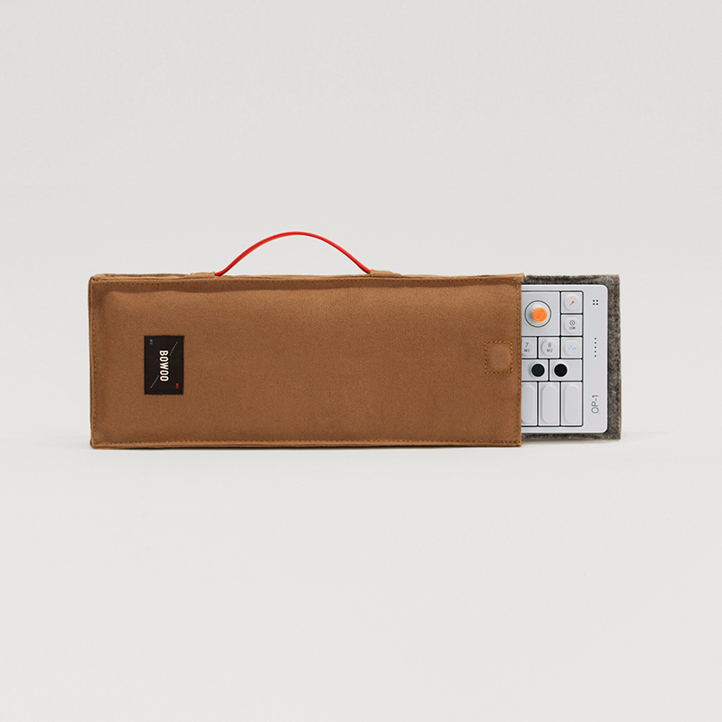 OP1 teenage engineering 専用ケース付き（Analog Cases ( アナログ 
