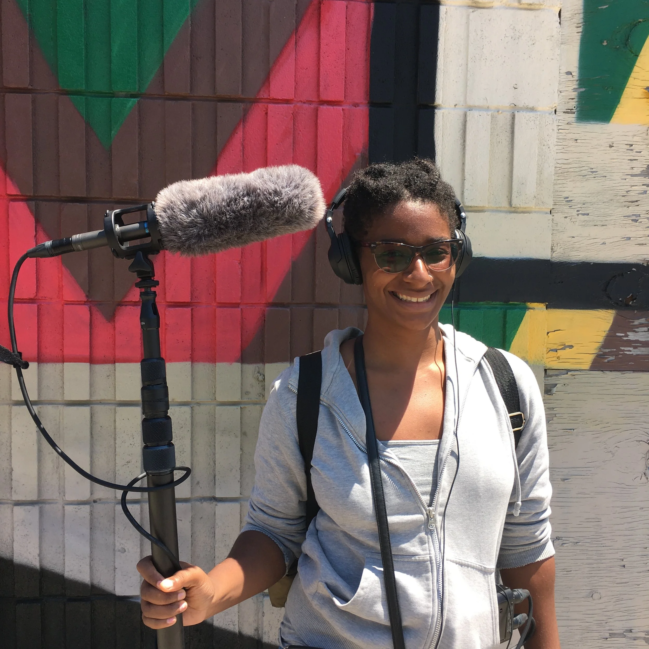 Sabine Fleury-Germain is a Boston native and aspiring filmmaker who works on "The Pineapple Diaries" as a production assistant. She is currently majoring in Broadcast Media Technology at Roxbury Community College and working at Boston Neighborhood Network. Sabine Fleury-Germain es nativa de la ciudad de Boston. Ella aspira ser cineasta y trabaja en el "Diarios De La Piña" como asistente de producción. Actualmente se especializa en Broadcast Media Technology en Roxbury Community College y trabaja en Boston Neighborhood Network. 