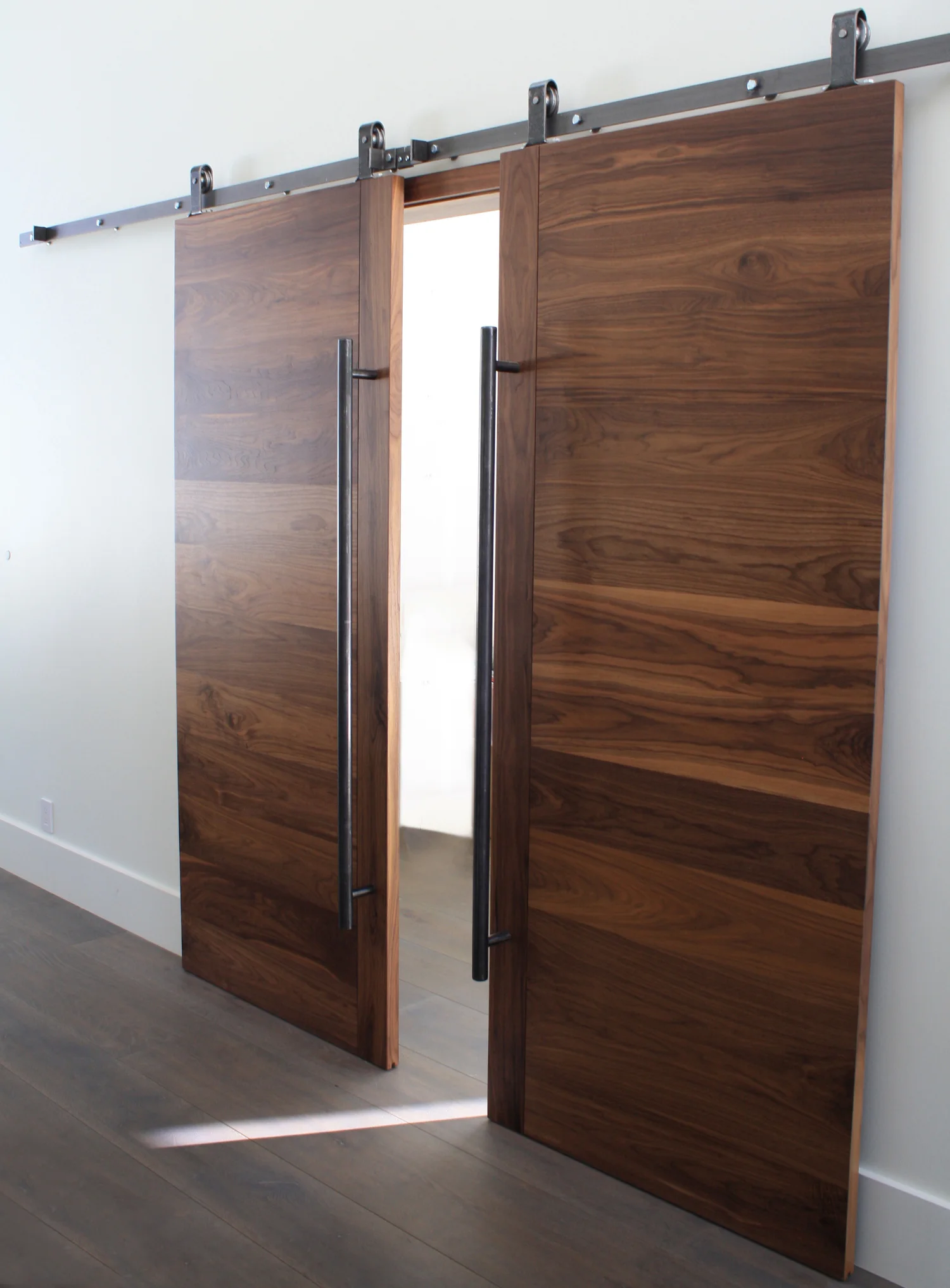 Wood_Iron_Door.jpg